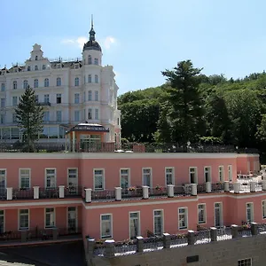 4* Отель Bristol Georgy House